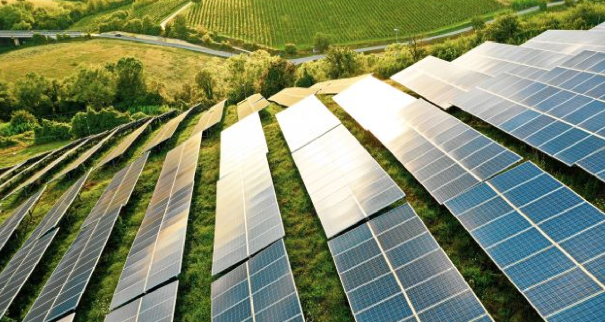 Lietuva viršija ambicingus tikslus pasigaminti daugiau savo saulės energijos