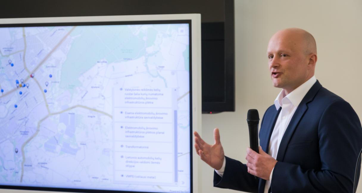 Skirstymo operatorius ruošiasi didžiulei elektromobilių infrastruktūros plėtrai