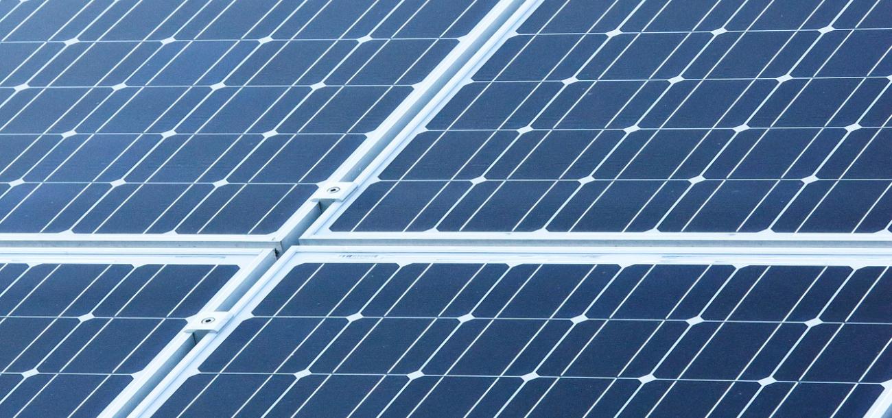 Kokios naujovės elektros vartotojų laukia ateityje: nuo tiekėjo pasirinkimo iki atsinaujinančios energijos bumo 