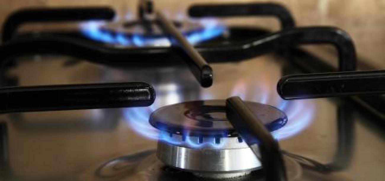 Įsigalioja naujos elektros energijos ir gamtinių dujų kainos 2020 m. antrajam pusmečiui 