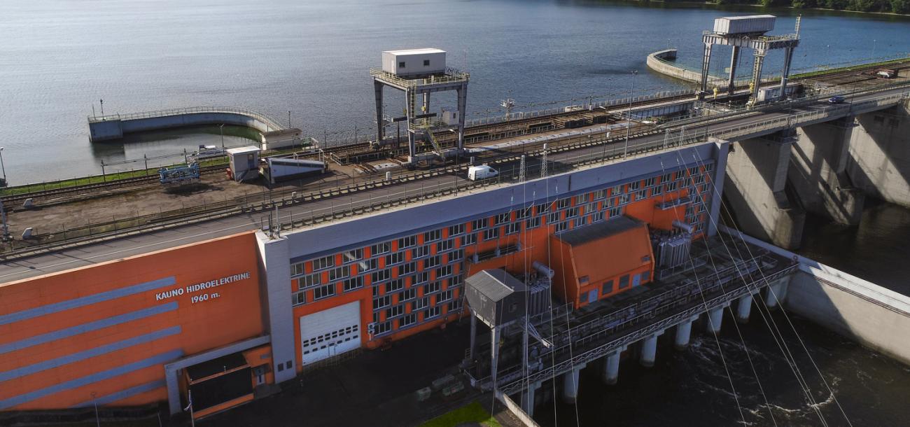 Didėjant Nemuno debitui, Kauno hidroelektrinė didina elektros energijos gamybą